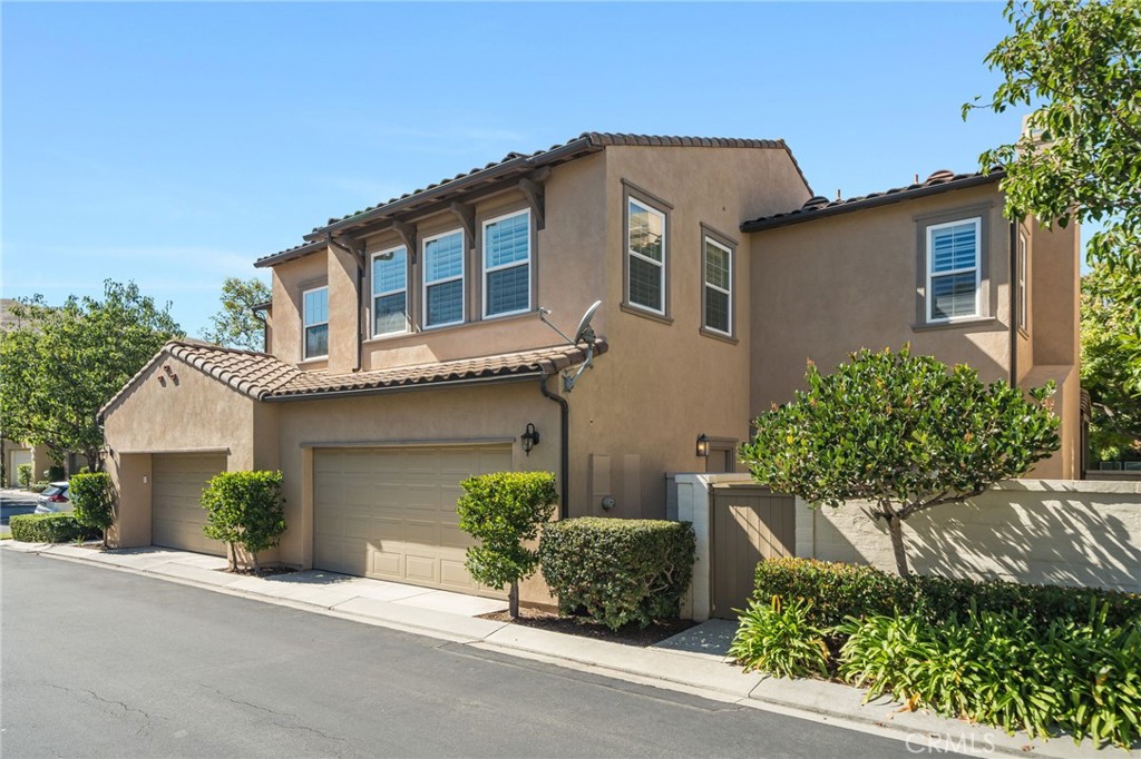 82 Passage, Irvine CA 92603 - photo 1