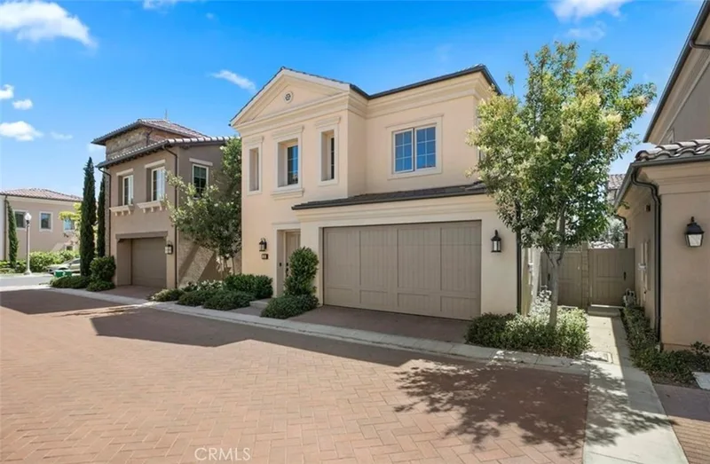 83 Bianco, Irvine, CA 92618