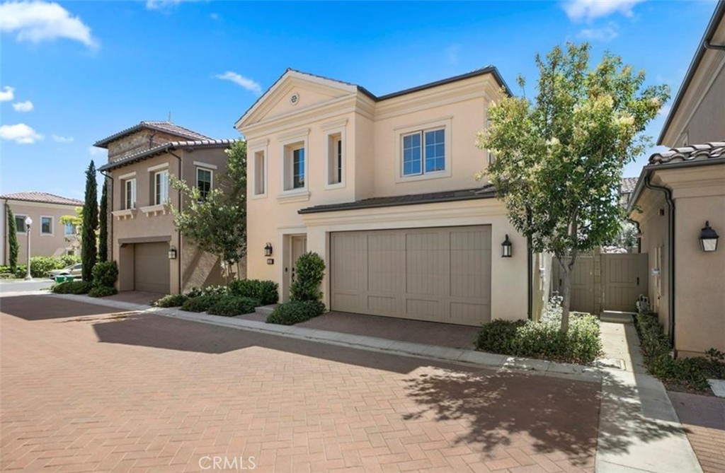 83 Bianco, Irvine CA 92618 - photo 1