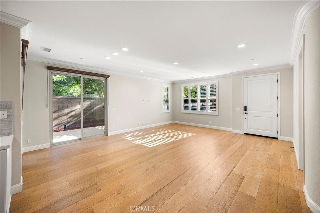 83 Henson, Irvine CA 92620 - photo 4