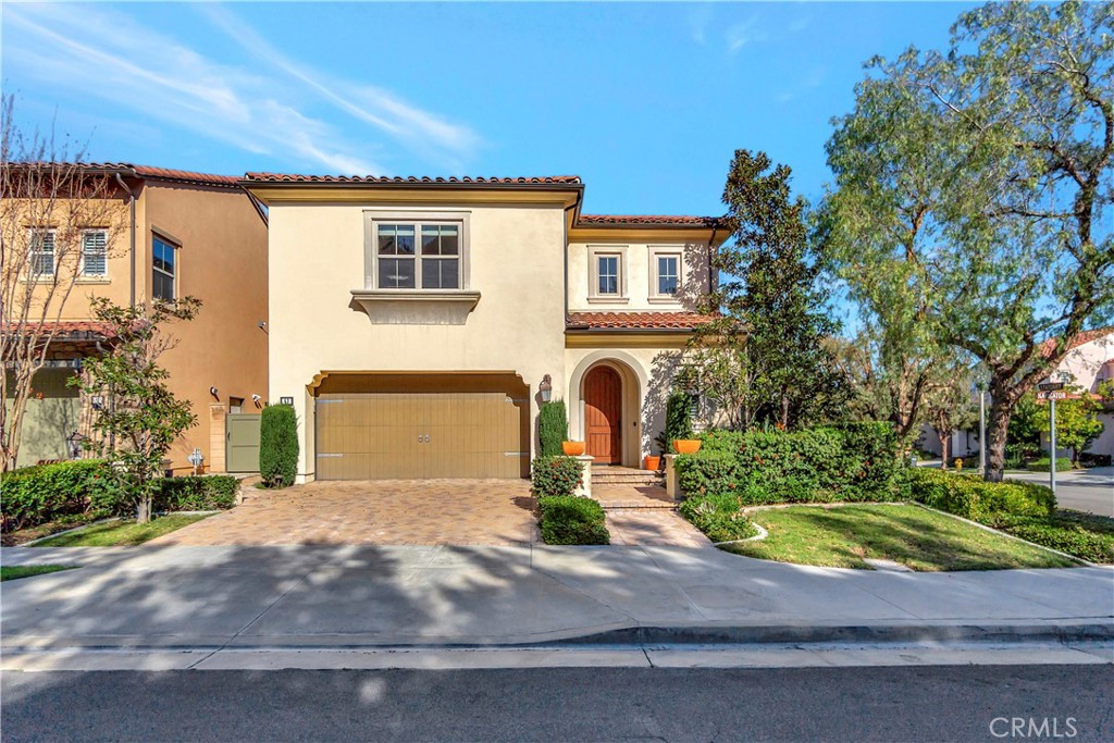 83 Navigator, Irvine CA 92620 - photo 1