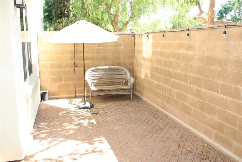 83 Thornhurst, Irvine CA 92620 - photo 4