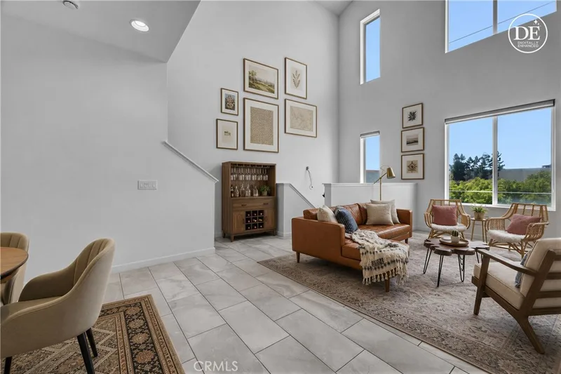 83 Waldorf, Irvine