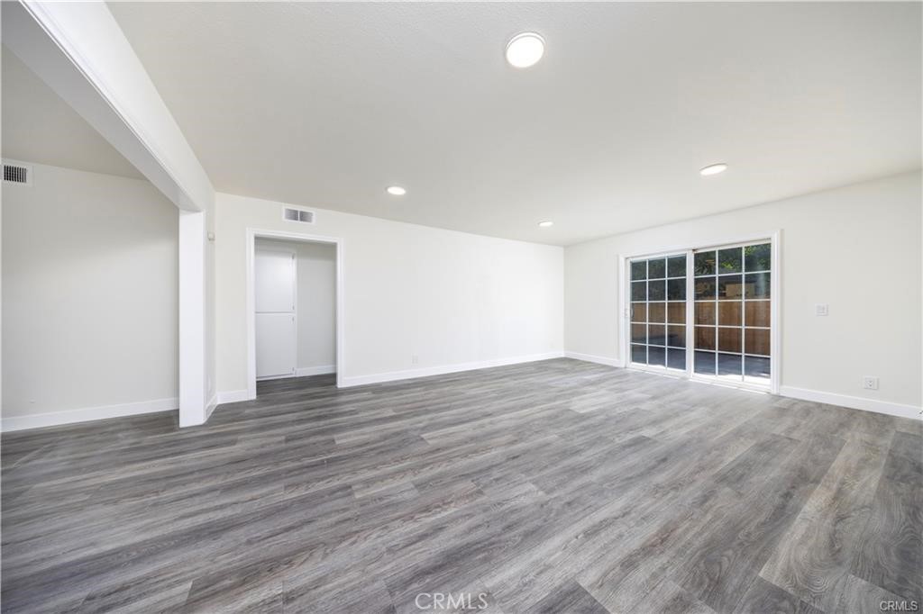 84 Clearbrook 37, Irvine CA 92614 - photo 4