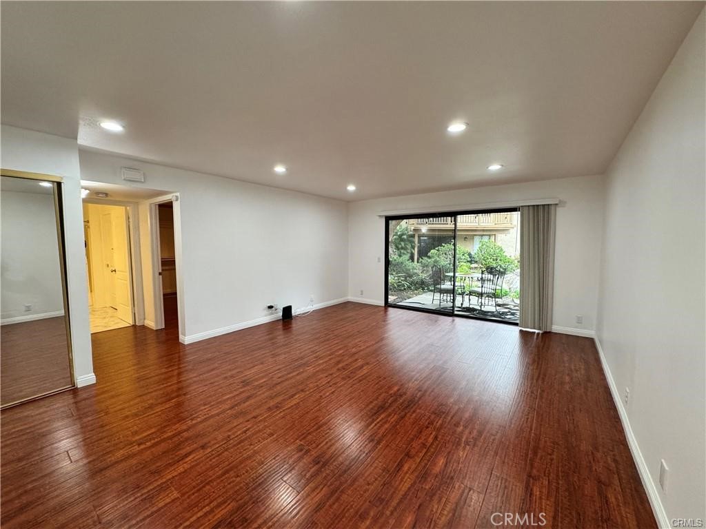 84 Lemon 270, Irvine CA 92618 - photo 6