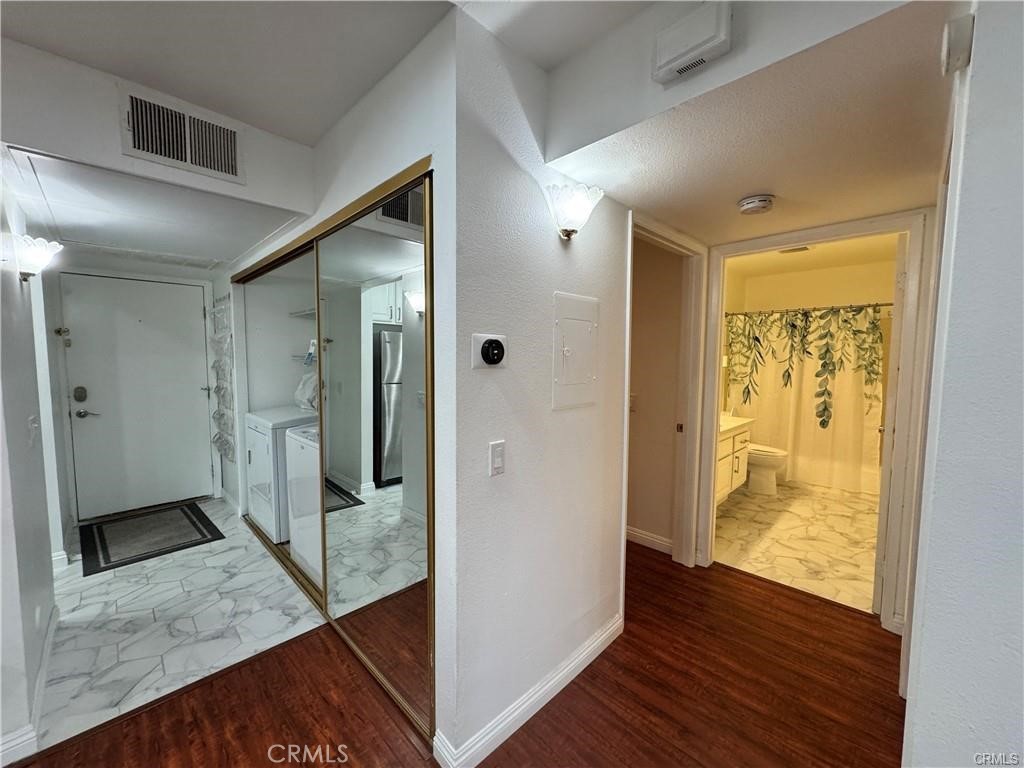 84 Lemon 270, Irvine CA 92618 - photo 11