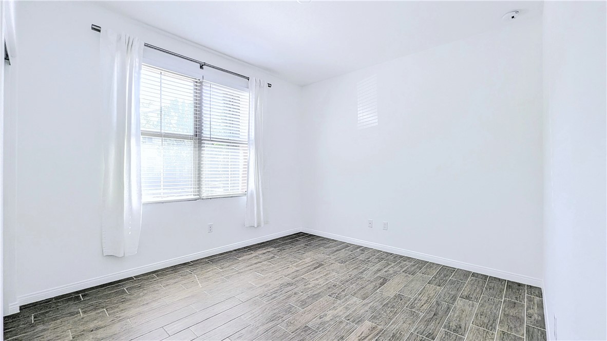 Main Floor Bedroom - 85 Thornhurst, Irvine CA 92620 - photo 8