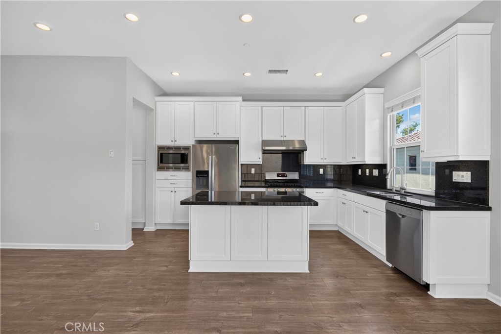 86 Strawberry, Irvine CA 92620 - photo 3