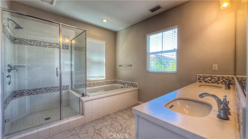 86 Twinflower, Irvine CA 92620 - photo 17