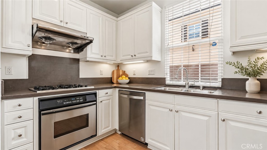 87 Canal, Irvine CA 92620 - photo 11