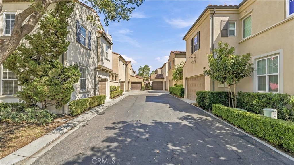 87 Canal, Irvine CA 92620 - photo 32