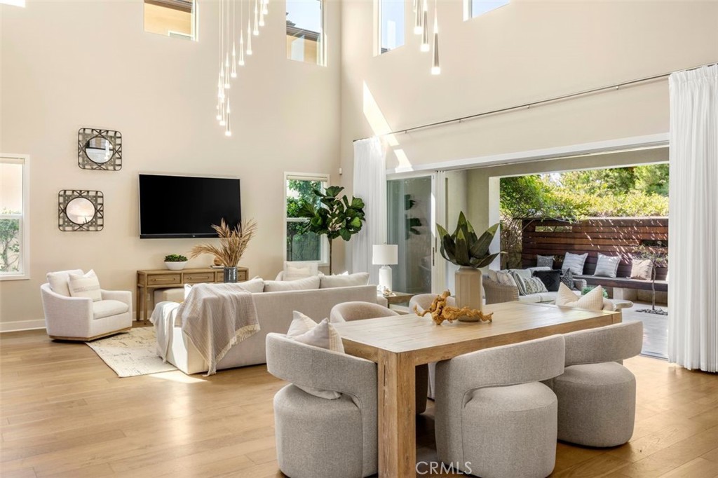 88 Iluna, Irvine CA 92618 - photo 12