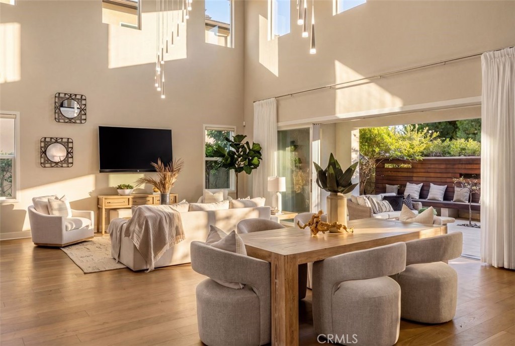 88 Iluna, Irvine CA 92618 - photo 13