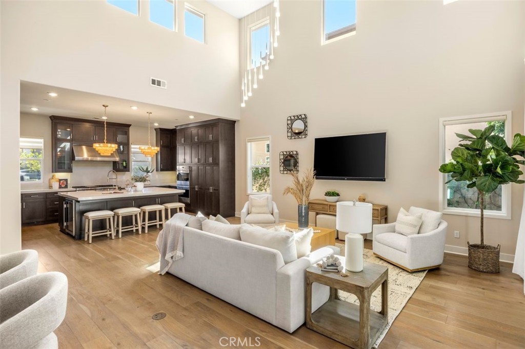 88 Iluna, Irvine CA 92618 - photo 14