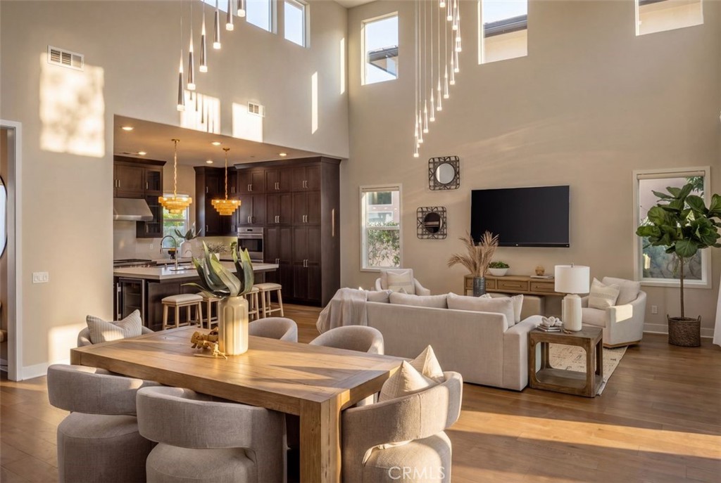 88 Iluna, Irvine CA 92618 - photo 15