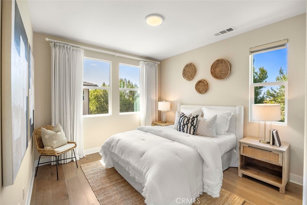88 Iluna, Irvine CA 92618 - photo 38