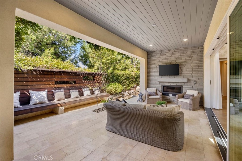 88 Iluna, Irvine CA 92618 - photo 46