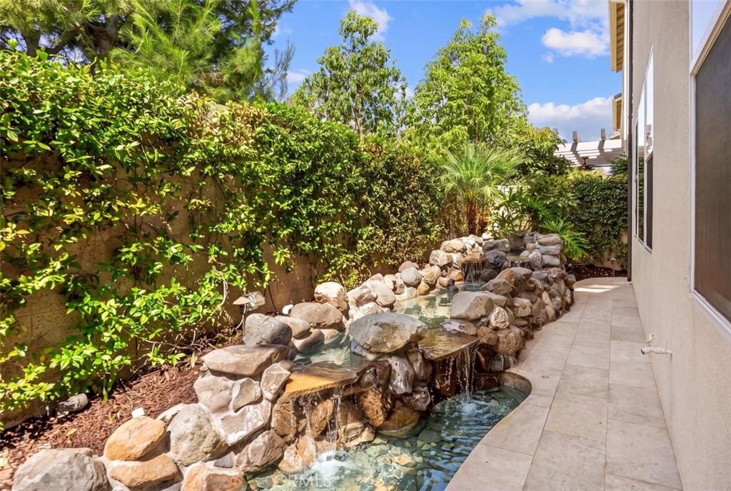 88 Iluna, Irvine CA 92618 - photo 52