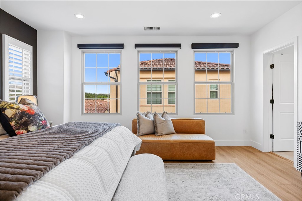 89 Kestrel, Irvine CA 92618 - photo 14