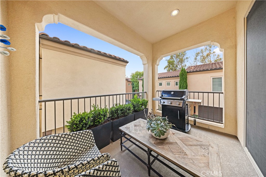 89 Kestrel, Irvine CA 92618 - photo 19