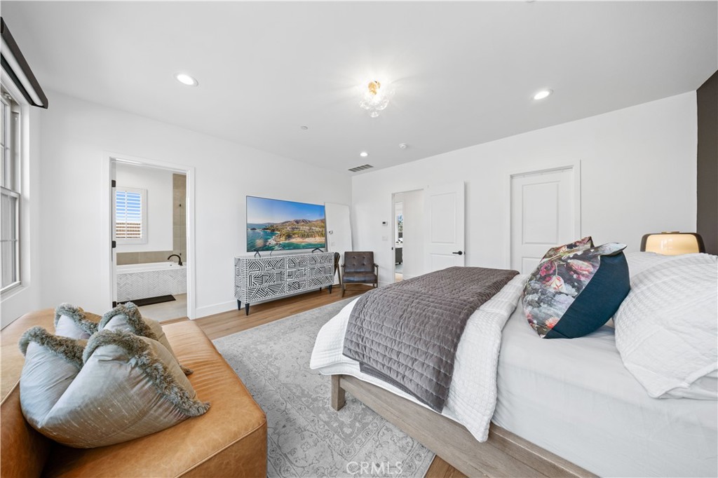 89 Kestrel, Irvine CA 92618 - photo 31