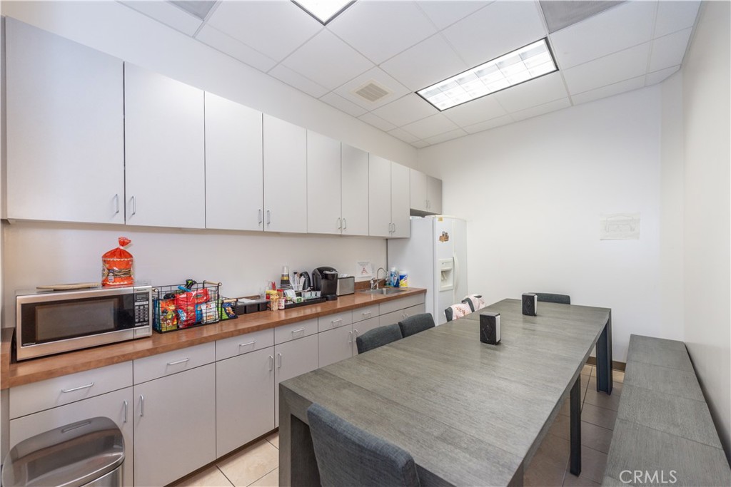 8925 Research Drive, Irvine CA 92618 - photo 19