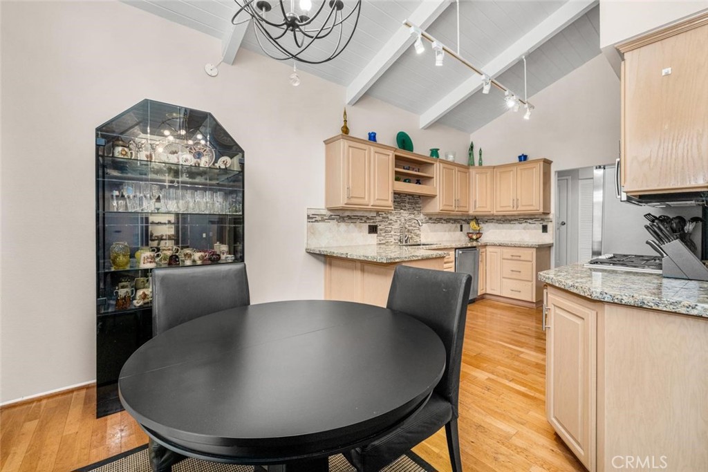 Dining room off of kitchen. - 9 Badger Pass, Irvine CA 92604 - photo 2