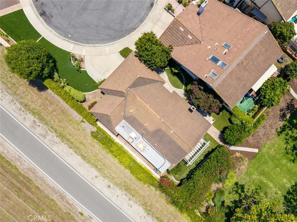 Great location on cul-de-sac. - 9 Badger Pass, Irvine CA 92604 - photo 27