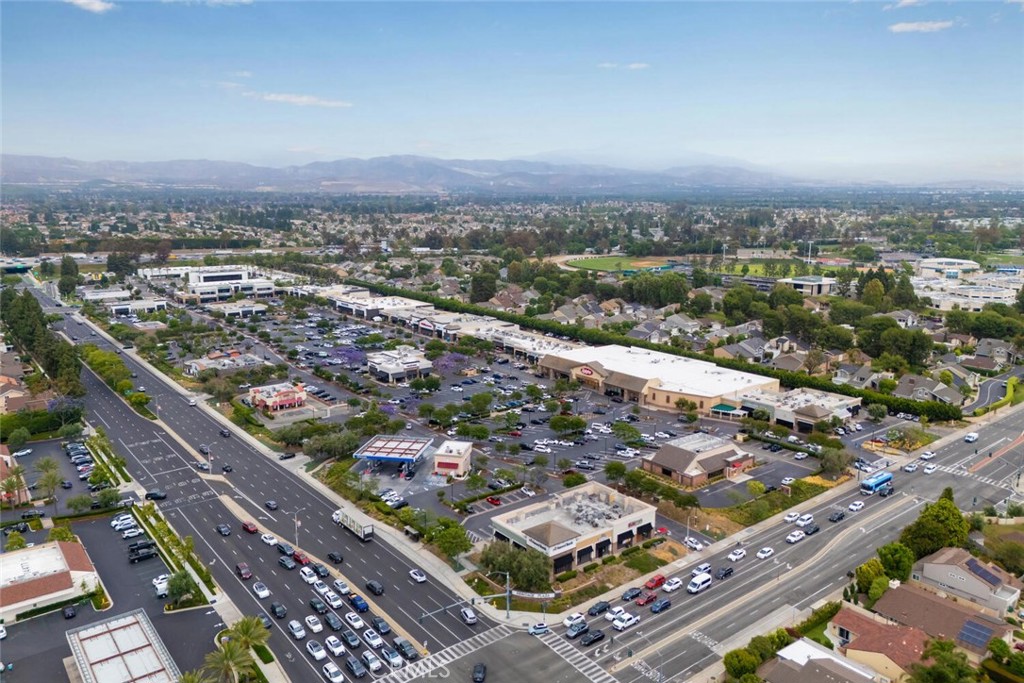Restaurants, shops and groceries just a short distance away. - 9 Badger Pass, Irvine CA 92604 - photo 38