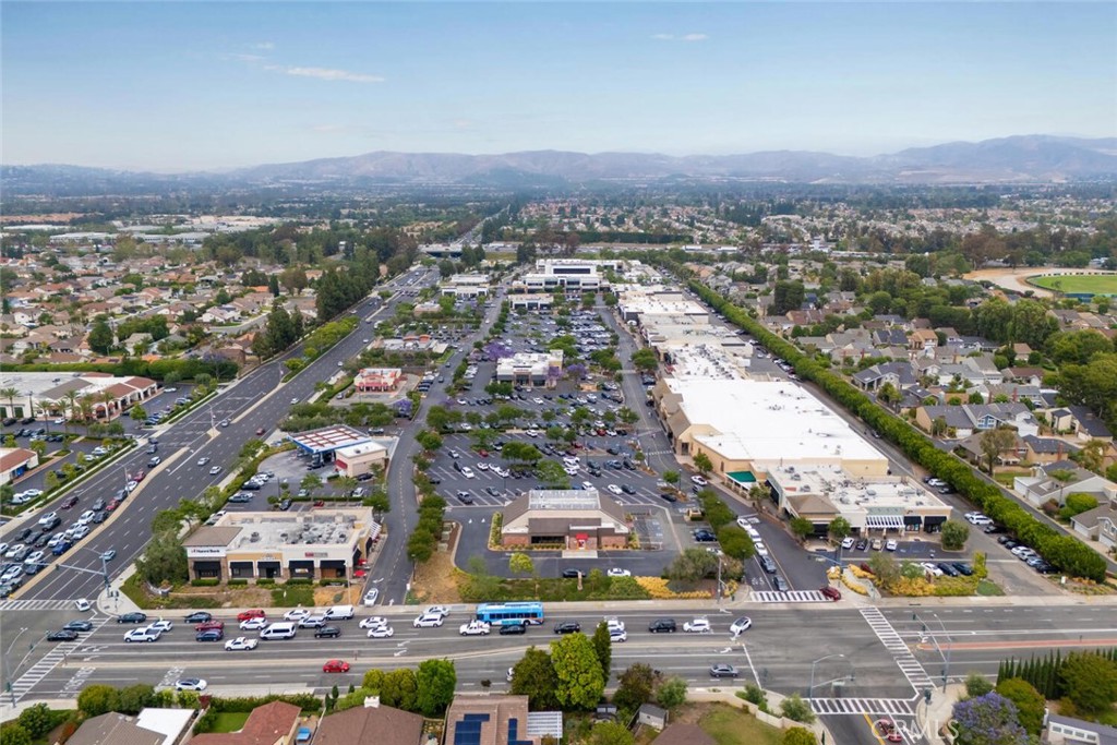 Easy access to both the 5 and 405 freeways. - 9 Badger Pass, Irvine CA 92604 - photo 39