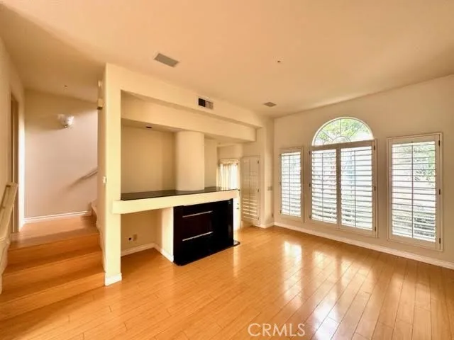 9 Cuzzano Aisle, Irvine, CA 92606