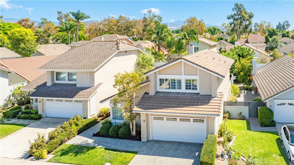 9 Delamesa W, Irvine CA 92620 - photo 2