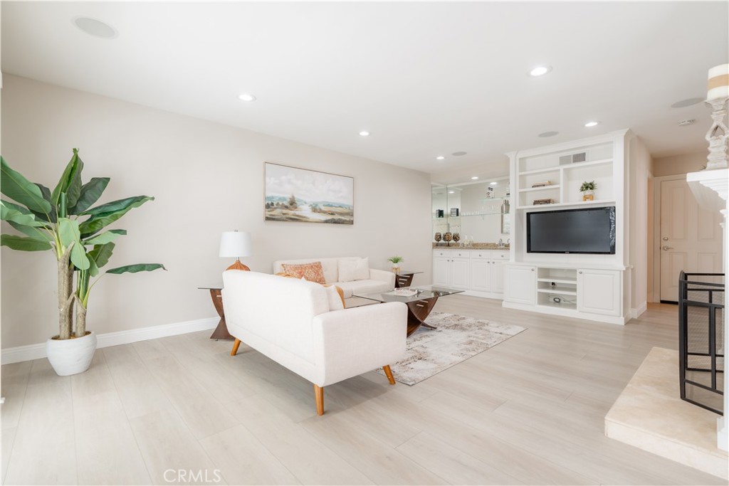 9 Delamesa W, Irvine CA 92620 - photo 18