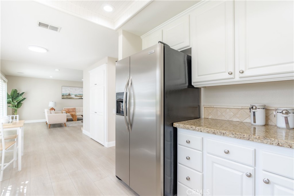 9 Delamesa W, Irvine CA 92620 - photo 27