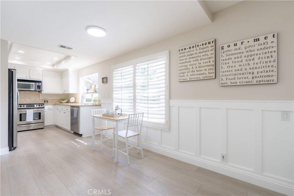 9 Delamesa W, Irvine CA 92620 - photo 29