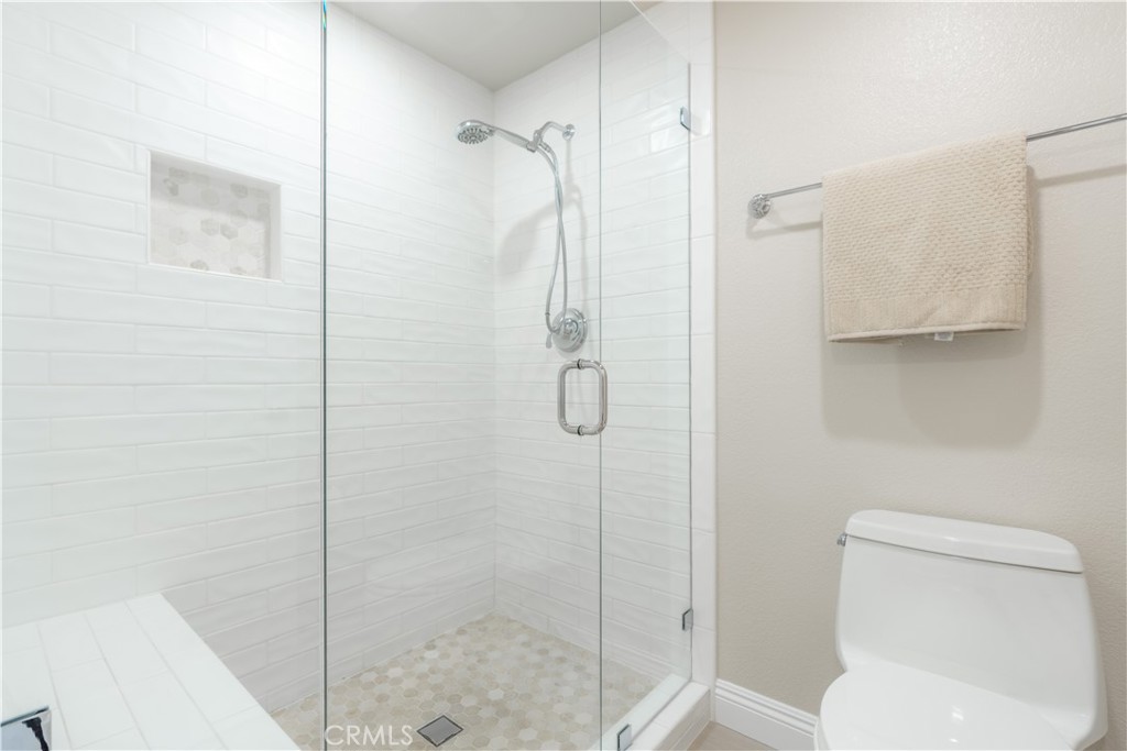 9 Delamesa W, Irvine CA 92620 - photo 37