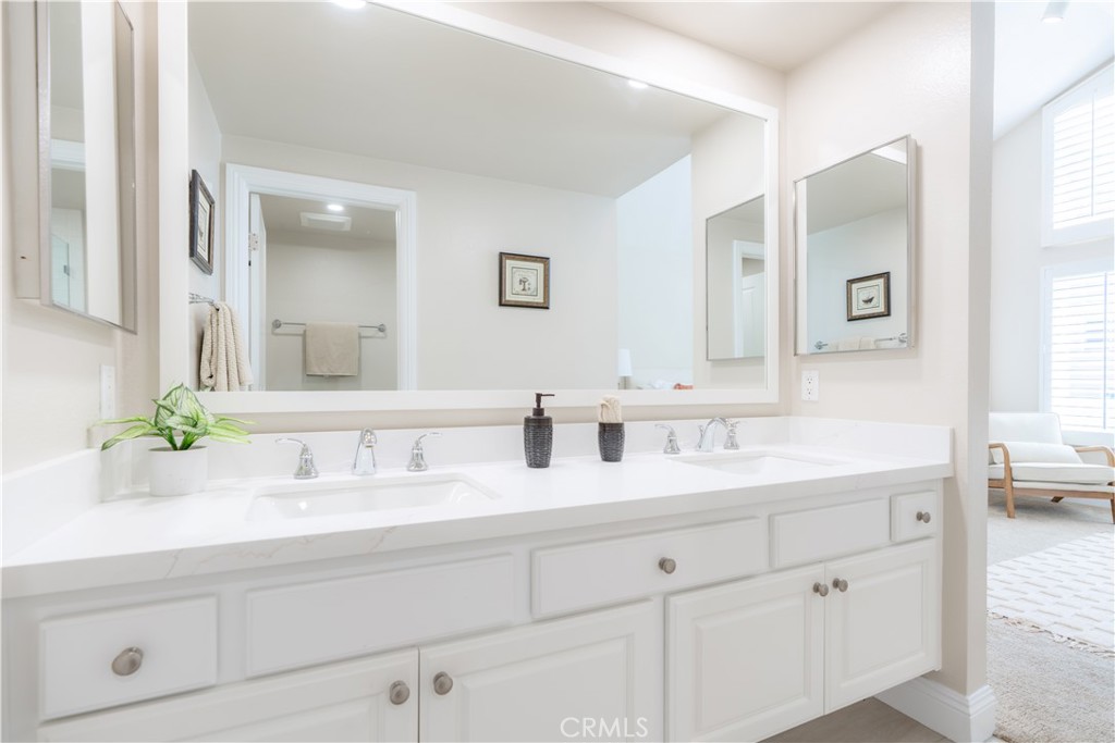 9 Delamesa W, Irvine CA 92620 - photo 39