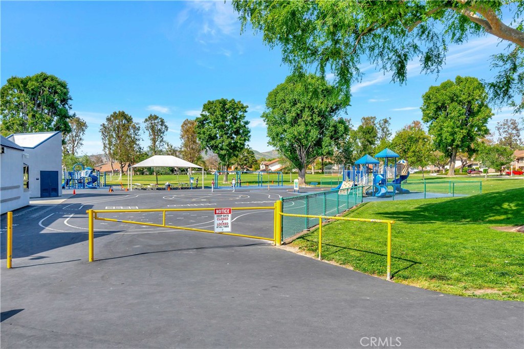 9 Delamesa W, Irvine CA 92620 - photo 54