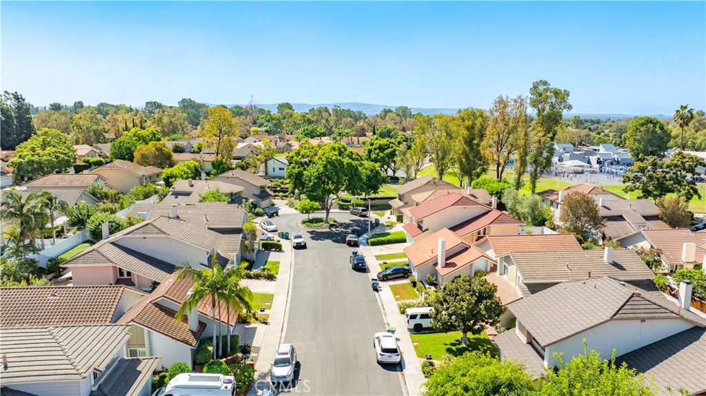 9 Delamesa W, Irvine CA 92620 - photo 65
