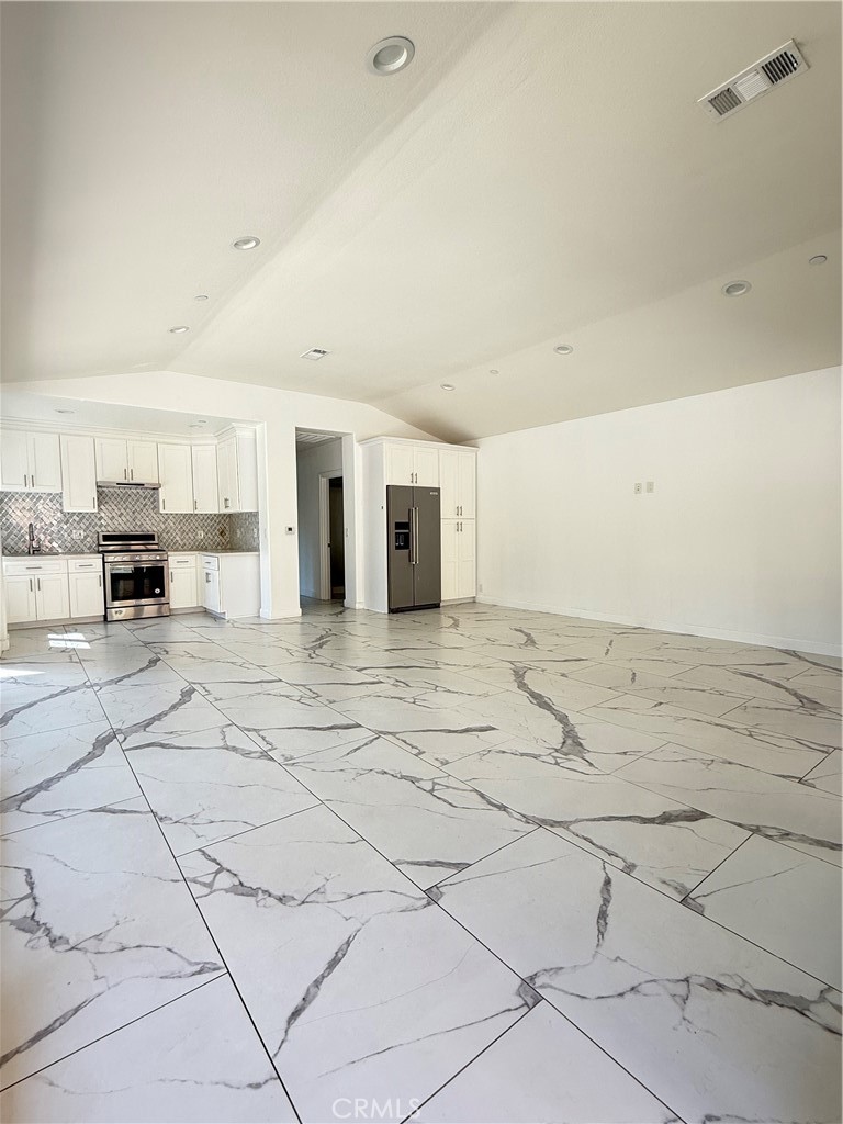 9 Maverick, Irvine CA 92602 - photo 3