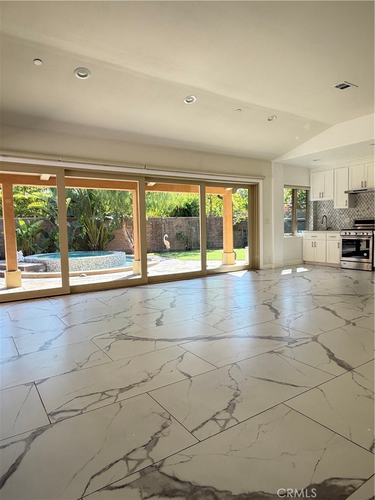 9 Maverick, Irvine CA 92602 - photo 6
