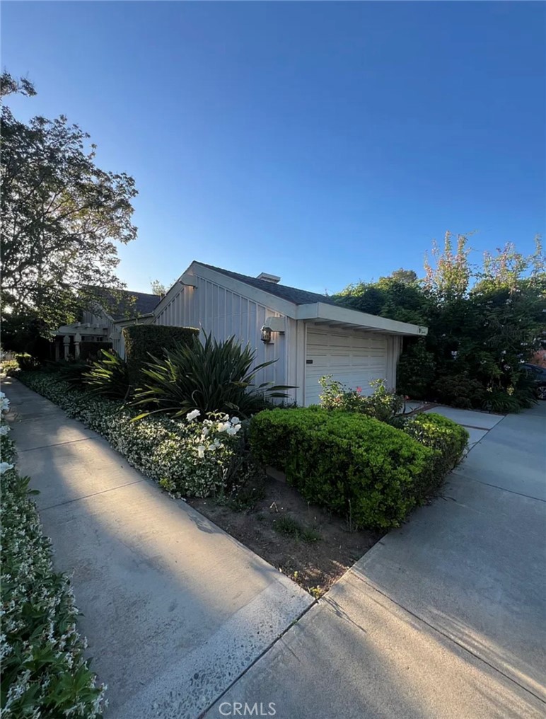 9 Oak Tree Lane, Irvine CA 92612 - photo 1