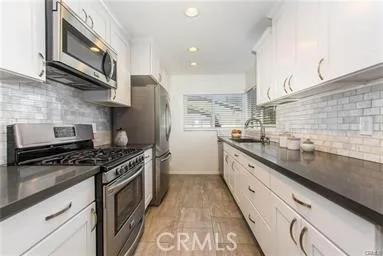 9 Smokestone, Irvine, CA 92614