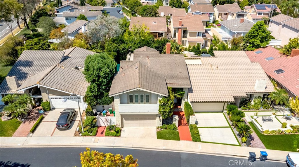 Front Drone - 9 Teakwood, Irvine CA 92612 - photo 2