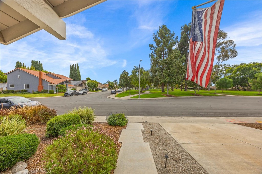 9 Tory, Irvine CA 92620 - photo 3