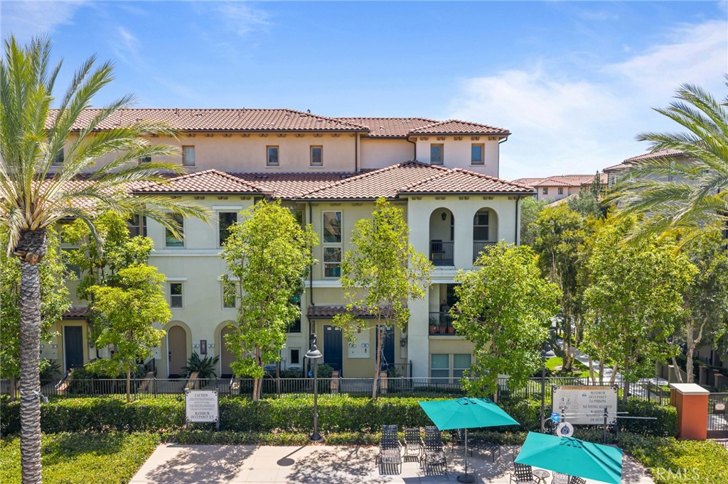 90 Renewal, Irvine CA 92618 - photo 2