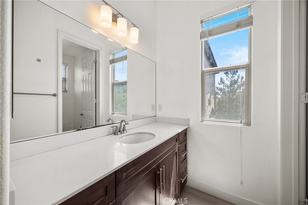 90 Renewal, Irvine CA 92618 - photo 12