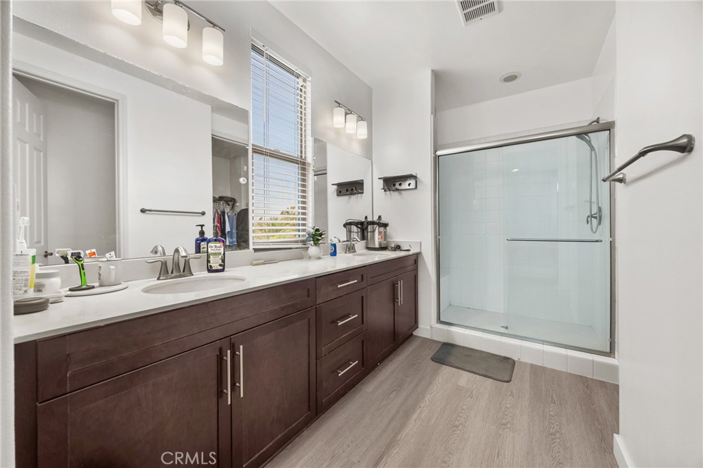 90 Renewal, Irvine CA 92618 - photo 17