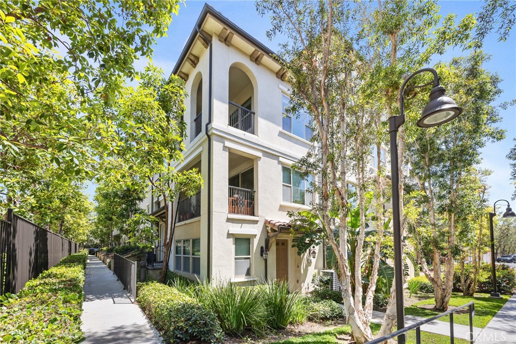 90 Renewal, Irvine CA 92618 - photo 26