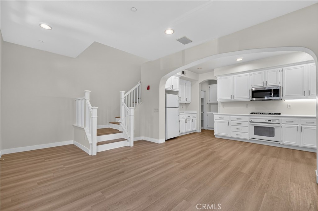 90 Topaz, Irvine CA 92602 - photo 5